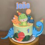 Topo de bolo dinossauro baby