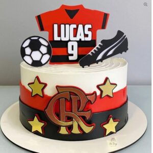 topo de bolo Flamengo em camadas