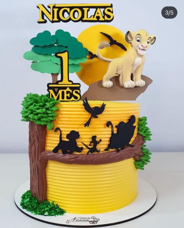 "Topo de bolo Rei Leão"