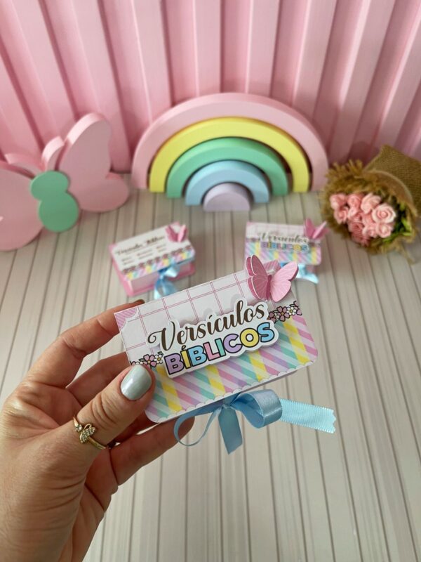 caixa com versículos cristãos presente para mulher