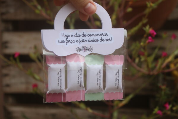 Arquivo Corte Dia da Mulher Bolsinha Personalizada