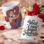 TEXTO ALTERNATIVO (ALT TEXT) Arte digital para caneca Dia dos Namorados inspirada em Homem-Aranha e Mary Jane personalizada para impressão.
