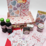 Arquivo de corte Coleção In Love para topo de bolo, caixas e personalizados digitais.