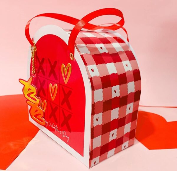 Arquivo de corte XOXO Box Dia dos Namorados personalizado para imprimir e montar.