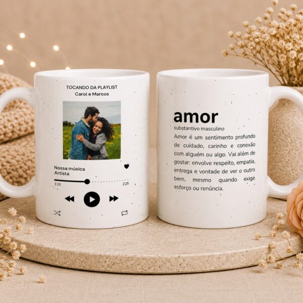Arte caneca dia dos namorados nossa música personalizada com foto do casal e código de música para presente romântico.
