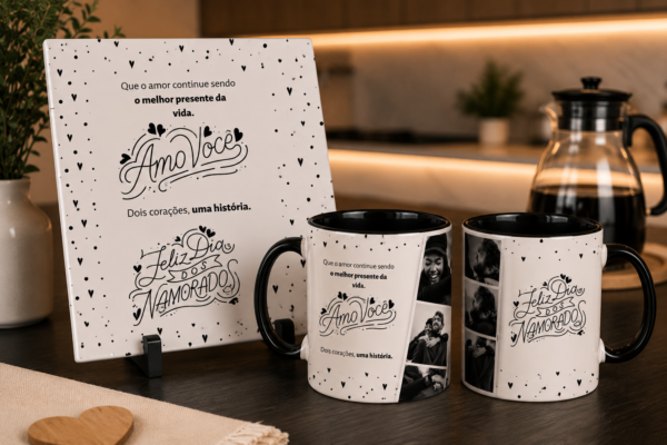 Kit Namorados personalizado com 2 canecas e azulejo decorativo para presentear quem você ama.