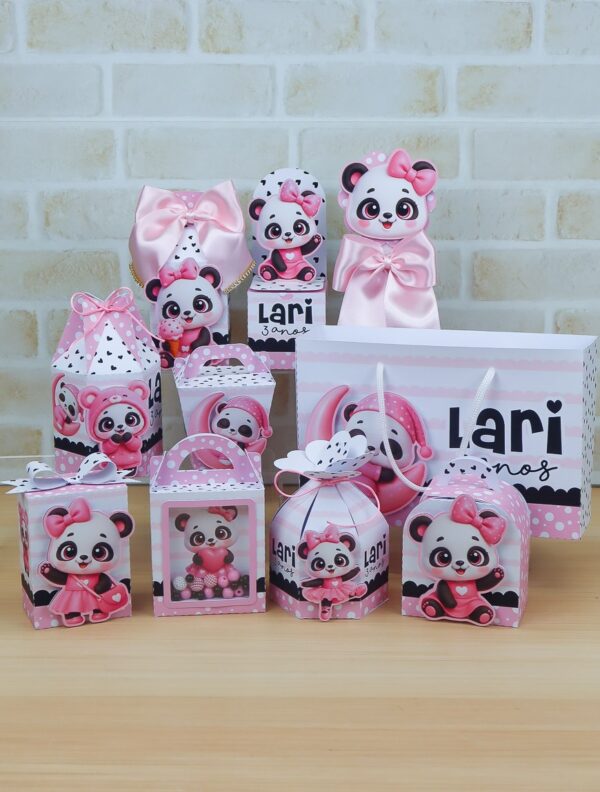 Arquivo digital para corte Kit Festa Pandinha personalizado para imprimir com envio imediato.